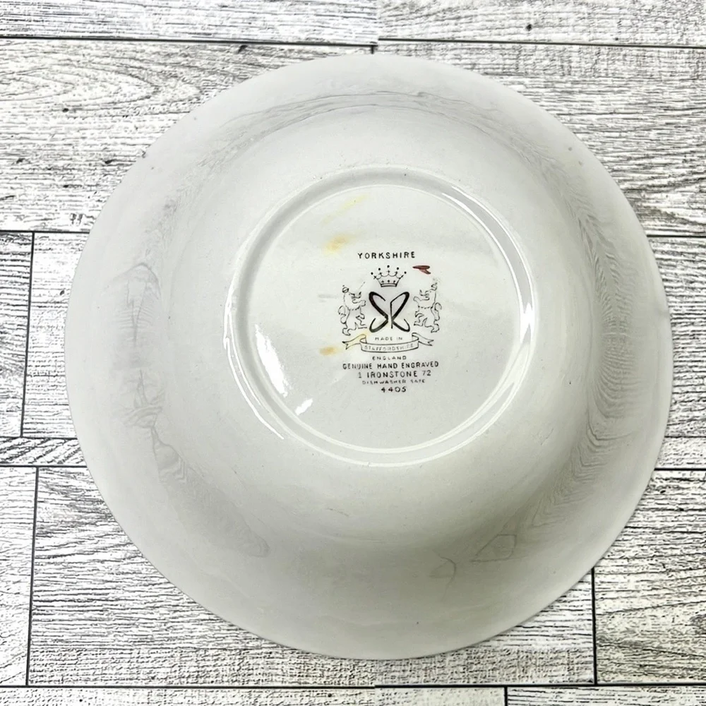 Yorkshire Multicolor by Staffordshire  Hand Engraved Ironstone 4405 Bowls (5)